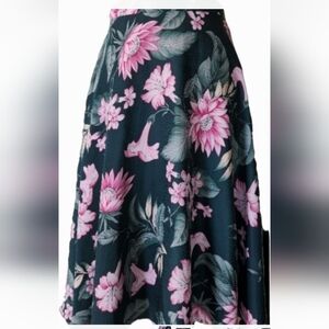 Ann Taylor pettit 0P green pink flowers skirt classic style zip on the back